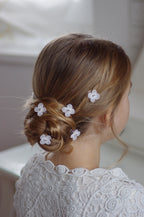 Strass Haarband – Blumen Curlies in Weiß für Kommunion & Hochzeit