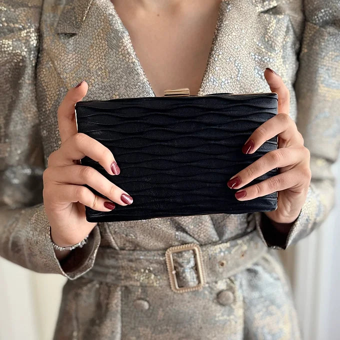 Schwarze Clutch aus Kunstleder, elegante Abendtasche für Damen, perfekt für Gala
