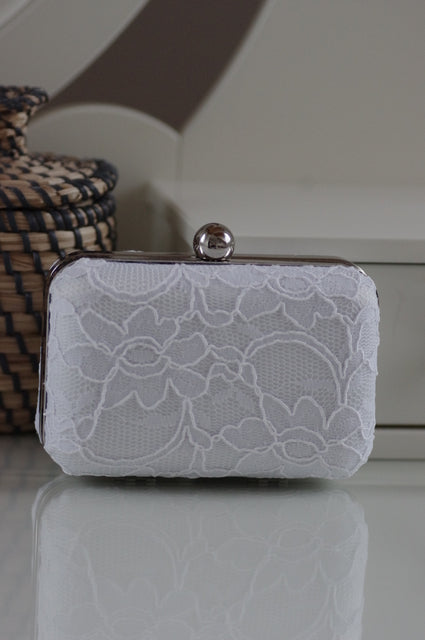 Clutch weiße – Elegante Brauttasche aus feiner weißer Spitze