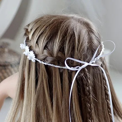 Haarschmuck Kommunion, Haarkranz Kommunion mit drei Blumen seitlich und Perlen ums Band