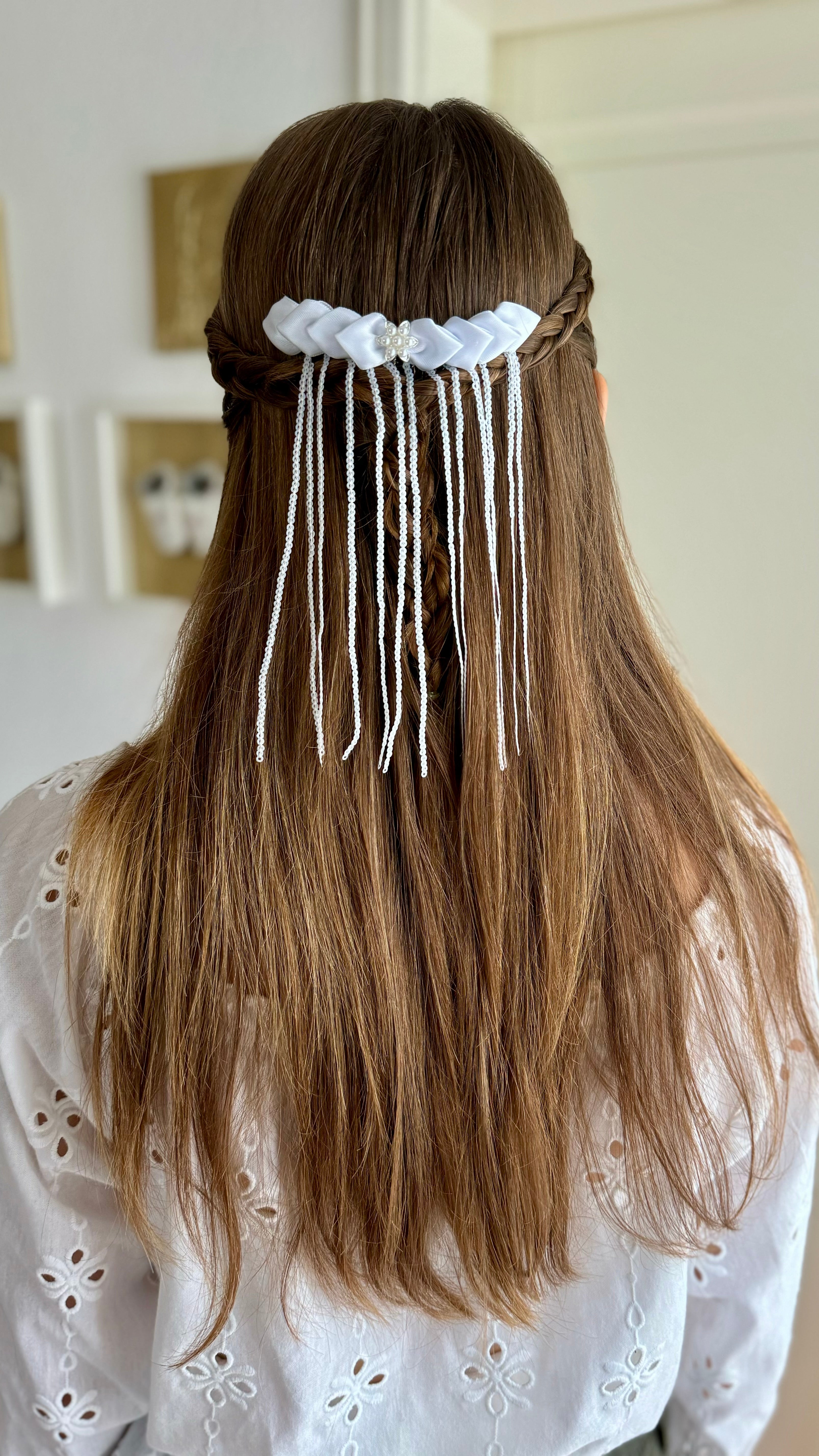 Mädchen Haarschmuck Kommunion – Satinblätter & Pailletten-Fransen