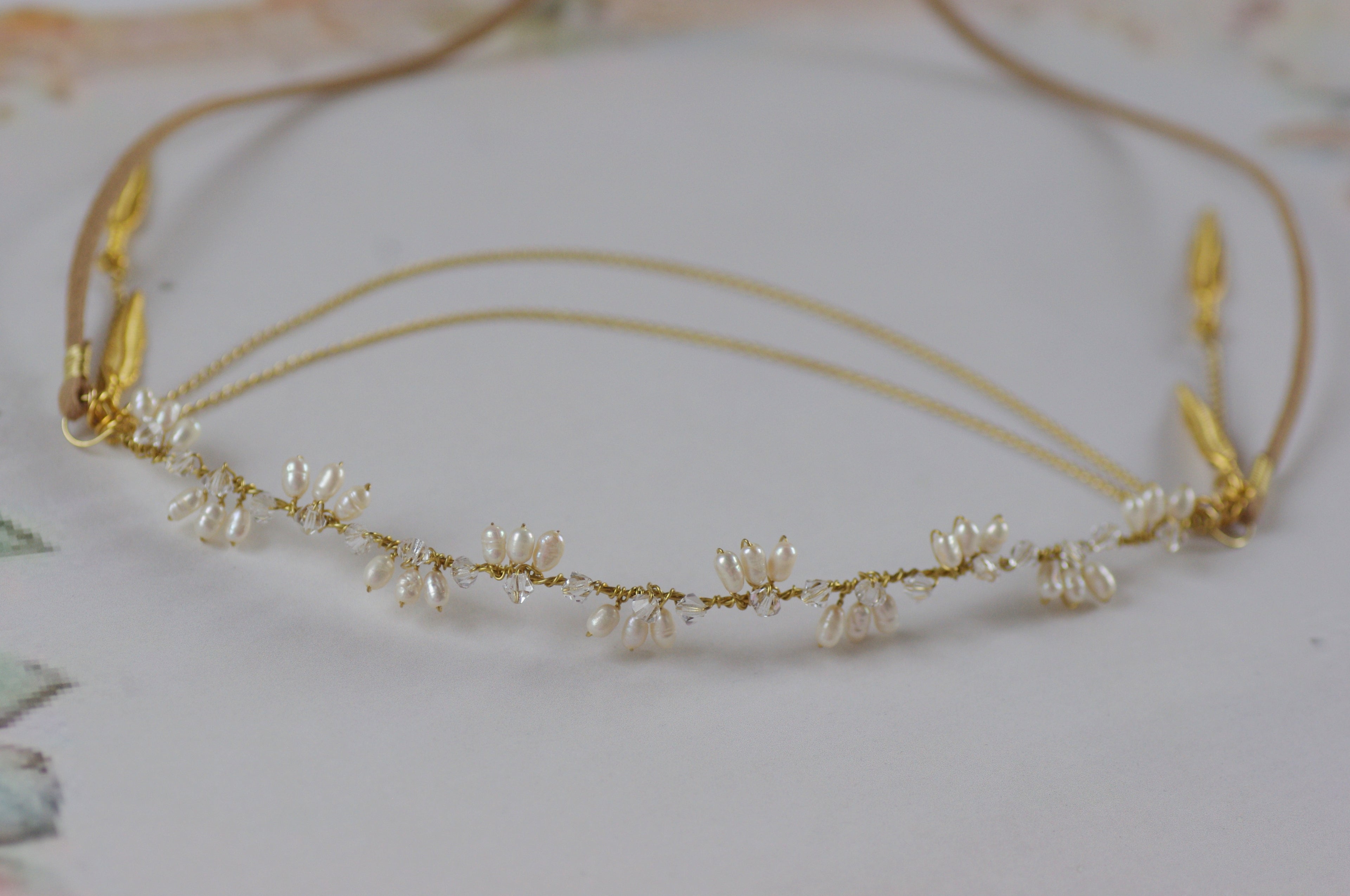 Swarovski Haarband – Edles Haarband mit Goldblättern & Ivory Perlen