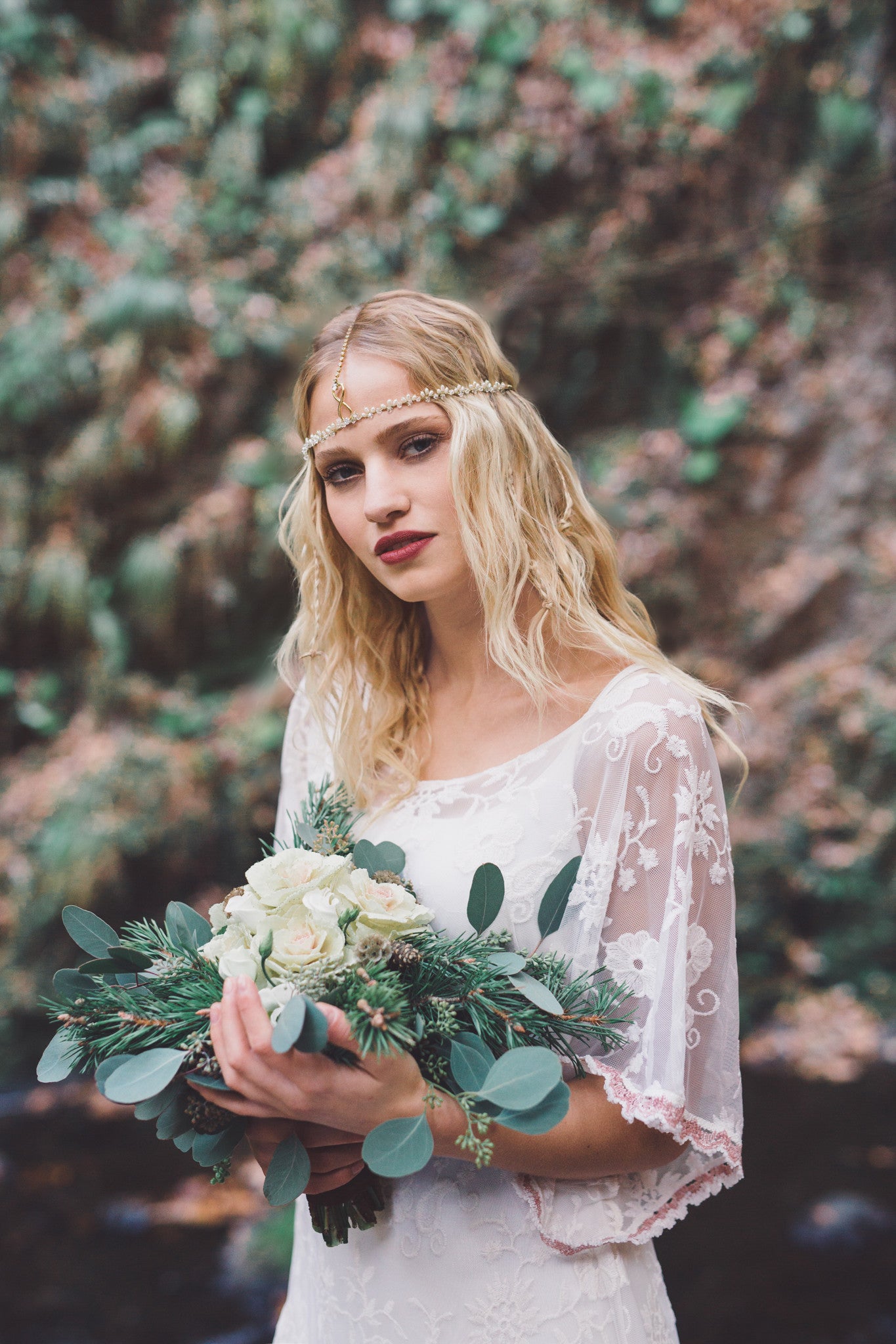 Braut Haarband – Elegantes Stirnband mit Swarovski & Süßwasserperlen